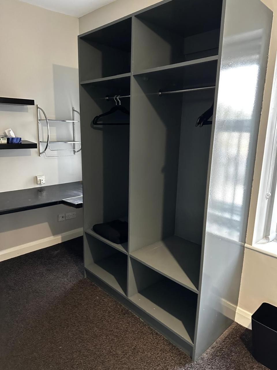 Woolpack Aparthotel Huddersfield Bagian luar foto
