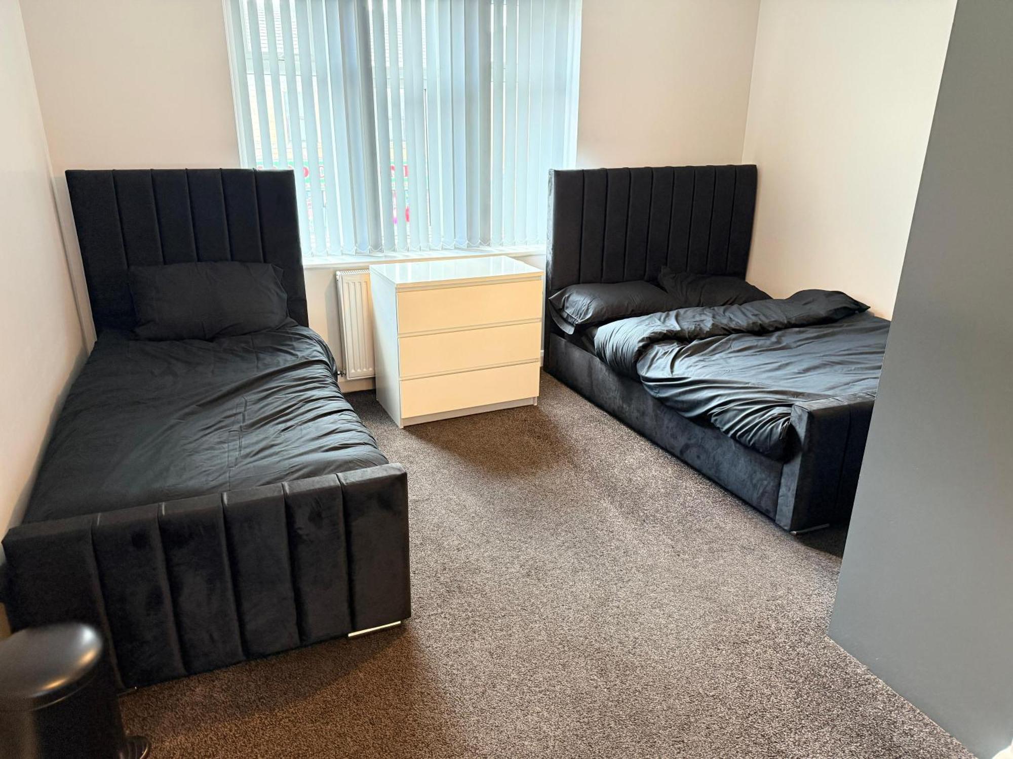 Woolpack Aparthotel Huddersfield Bagian luar foto